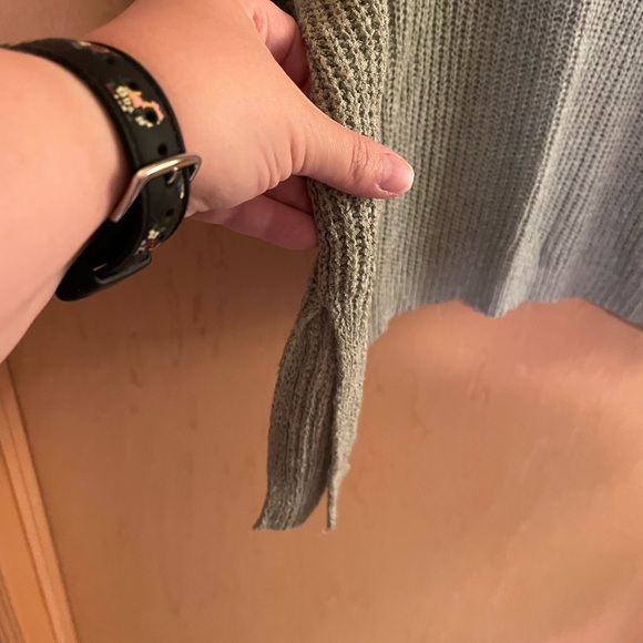 Pink Lily Loose Knit Short Sleeved Sweater - Picture 6 of 7